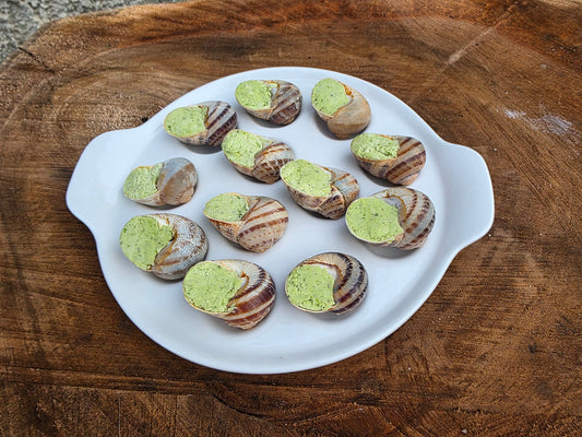 Melci de Burgundia Natural Helix serviți elegant pentru un cadou gourmet